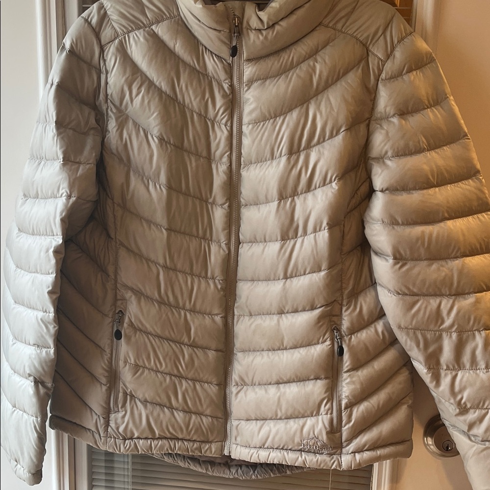 L.L. Bean Women's Stone  Puffer Jacket